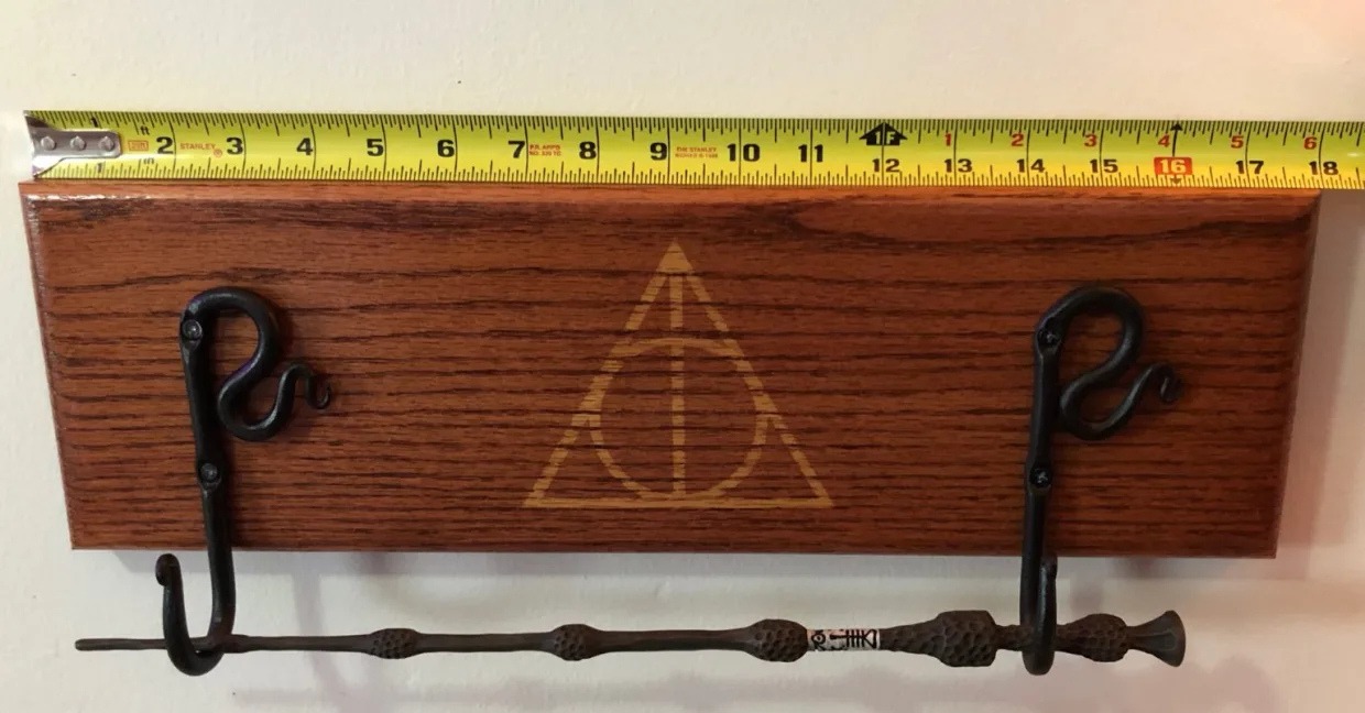 DIY Wand Holder Plaque — final result